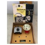 Spartus Vanguard camera kit with box