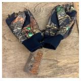 NEW hunting gloves Size L