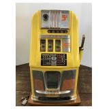Mills 1940s era slot machine