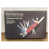 Victorinox Swiss Army knife champion gift set