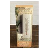 Hook and Hide thermometer
