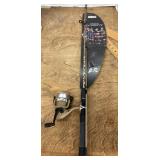 NEW Duck Dynasty Zebco reel and 5.6 foot rod