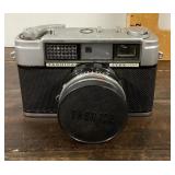 Yashica Lyx-1000 film camera