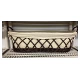 Large woven basket with liner