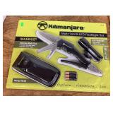 NEW multitool plus flashlight