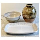 Frankoma Pottery tray, 2 studio pottery pieces