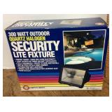 Outdoor halogen security light