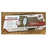 NEW moist or dry heating pad