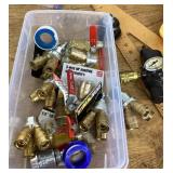 Air compressor manifold and couplers