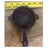 Cast iron Wagner Ware skillet ashtray