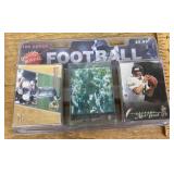100 football cards in pack