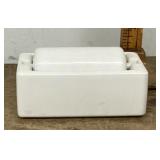 Porcelain postage stamp moistener
