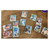 100 Topps baseball cards 1969