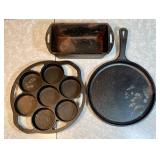 3 cast iron Lodge pans