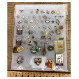 Lot of hat pins, brooches, etc.