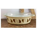 Pyrex Golden Hearts casserole with lid