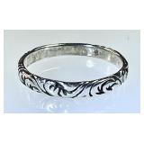 Dainty sterling silver ring