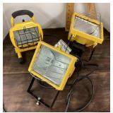 3 portable work lights