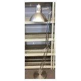 Articulated floor lamp