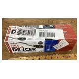 NEW pail and birdbath de-icer