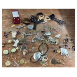 Jewelry and small collectibles cleanup lot