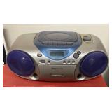 Panasonic RX-D12 CD/Radio/Cassette player +