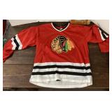 Chicago Blackhawks jersey Size L