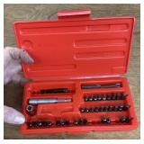 Snap-on magnetic bit set