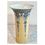 Vintage Kaiser porcelain vase "Rondo"