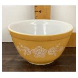 Pyrex Butterfly Gold bowl