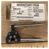 Roller chain pin extractor