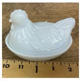 Small milk glass hen on nest