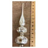 Glass Christmas tree topper --base is broken