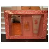 NEW White Shoulders fragrance gift set