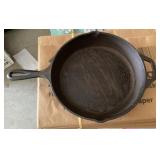 10" Lodge cast iron skillet