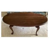 Oval coffee table