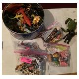 Large lot of rubber and plastic animals/insects