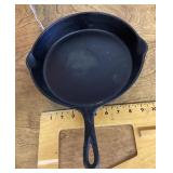 #8 cast-iron skillet with heat ring