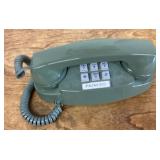 Green push button Princess phone