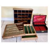 4 small items organizers