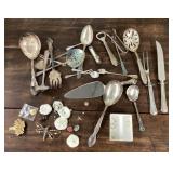 Clean up lot with costume jewelry and flatware