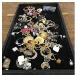 Costume jewelry earrings group