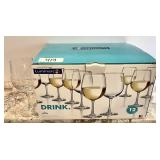 Case of 12 Luminarc 12 oz. tulip wine glasses