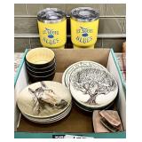 2 St. Louis Blues water bottles, serving dishes