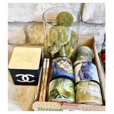 Flat with 5 scented candles and Chanel candle