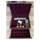 Wooden jewelry chest with Dior stars PLUS