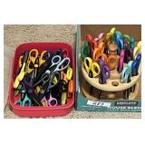 Craft scissors with turntable and box