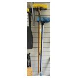 3 long handle scrub brushes & pry bar