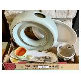 Flat with large pottery vase, serving dishes,