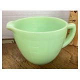 Jadeite measuring cup